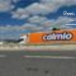 单人钢琴旁的忧伤安睡