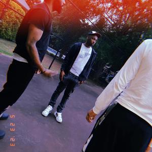 BGWLMLMF (feat. YWN Art)