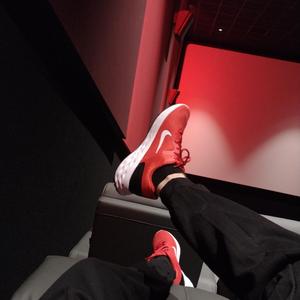 All In (feat. Hugo Mundo, walkastray & Survanityy)