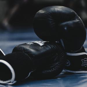 紧张的战争时刻