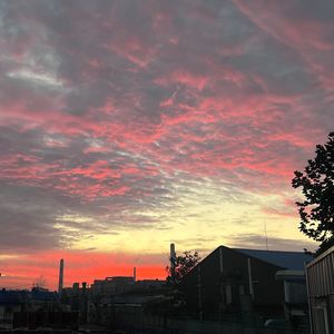 不屑p2（伴奏）