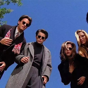 冰美式和过期止痛药