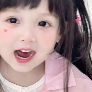 水果榨汁我爱喝水果榨汁