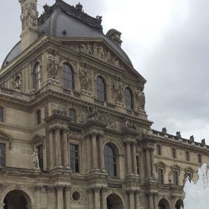 寒风孤影在中央