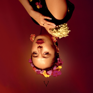 YUVIA (sobre la gata)