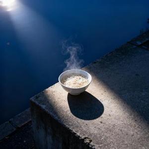 街角灯未熄