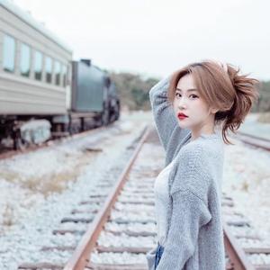 我愿意平凡的陪在你身边