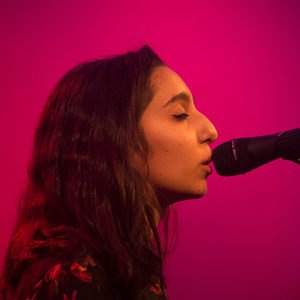 שנייה לנחיתה - בהופעה