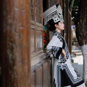 自古痴情痛断肠