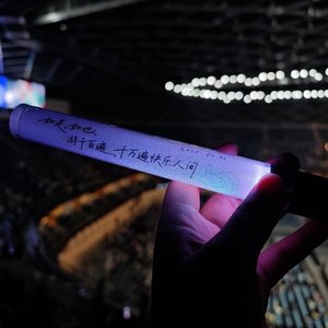 原来相爱的人 都像孩子简单