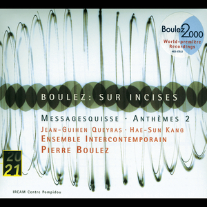 Sur Incises (1996/1998) pour trois pianos trois harp trois percussion-claviers:Moment I