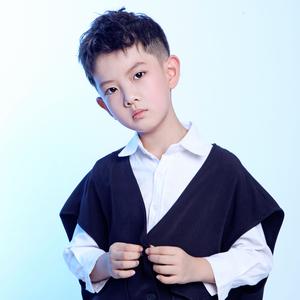 幸运符号（段奕辰）