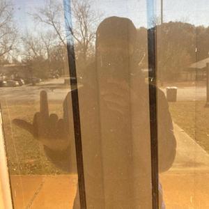 Free pick (feat. Lxhundun)