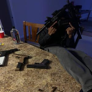 Methazine (feat. Drelxl)