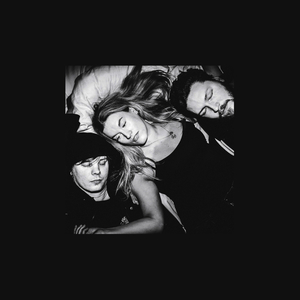 Hiljaa ja paikoillaan