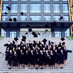 【毕业季】年年（翻自 徐秉龙）