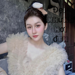 Đẹp Nhưng Hơi Đen