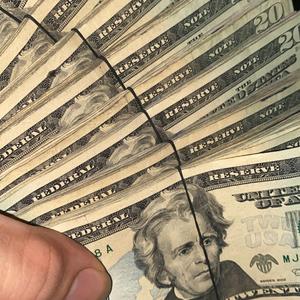 Put It Up (feat. Maxolyn & Morty_mor)