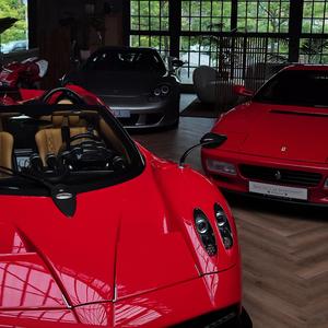 JET2HOLIDAY (feat. Horst)