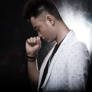 浴血奋战创造美好未来