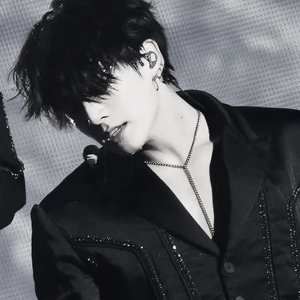 月亮与六便士（翻自 沈圭善）