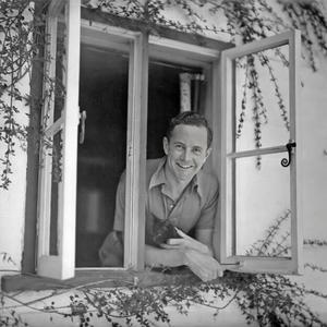 Beverley Nichols (Shadow Prelude by performed by Martin Cousin)