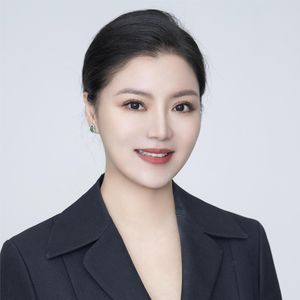 军营飞来一只百灵