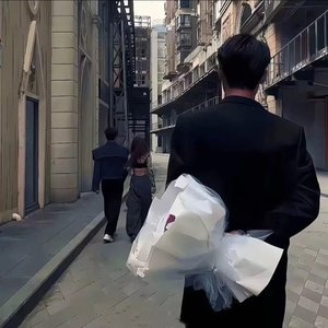 ayrildem sanden 离开了