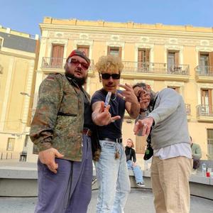 COMO SI ME IMPORTARA