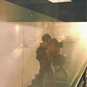 只想陪在你身边