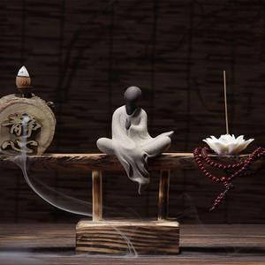 El Grillo y los Tres Últimos Inciensos