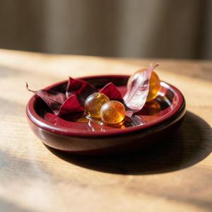 Hôm qua em nhai trầu