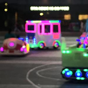 日出时你启程去远方