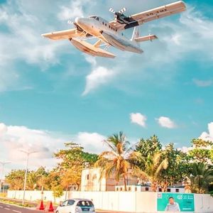 每场雨里找彩虹