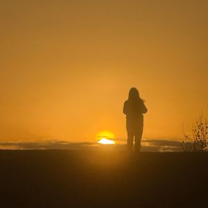 "Swag" chief keef*亚当魔星*glo type beat