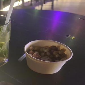 Танцевать с незнакомцам