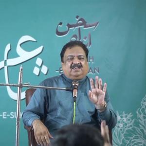 Dekh Kese Dhull Ke Gaye Hain Girya O Zari Ke Baad