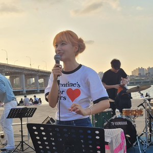 Trouble? TRAVEL! (Six languages LIVE Ver.)