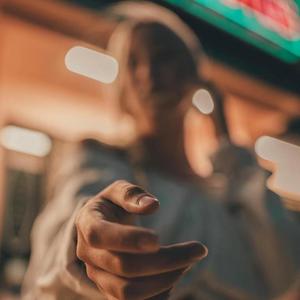 翻唱《火红的萨日朗》