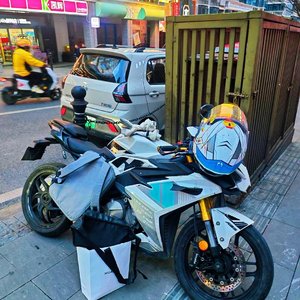 喜欢星期天的早上