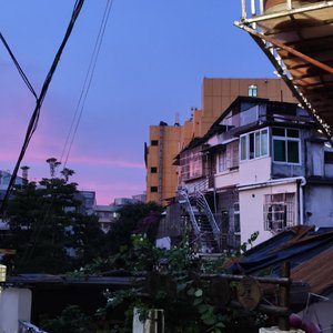 晴时阴雨