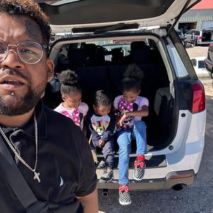 Bloco World (FreeStyle) (feat. Trouble Bambino & Oge Buski)