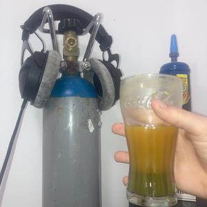 extremist (feat. YG Plana)