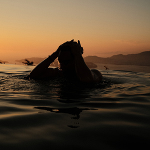 Saw you at a dream outside the disco i asked if you dance and said yes