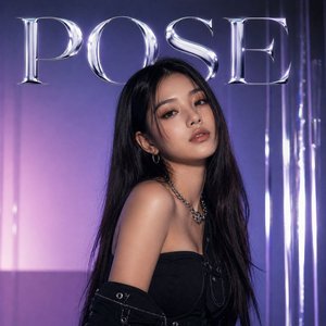 Pose