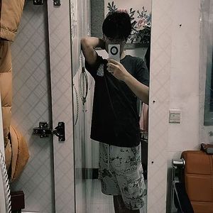 爱是把自己撕成两半