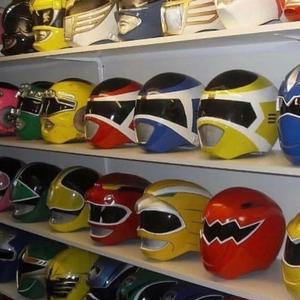 NVR SRNDR CYPHR (feat. Damon Rhea, Nuu$ense & Wunnawun)