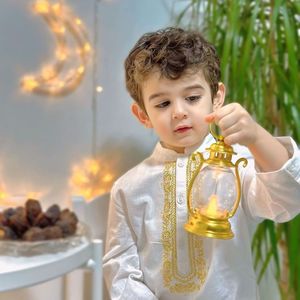 তাকে তার মত করে ছেড়ে দিছি