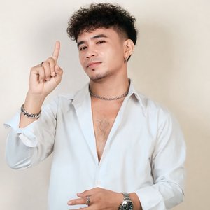 កម្លោះបងគាស់កេស