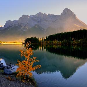 走在乡间的小路上 (冥想疗愈)